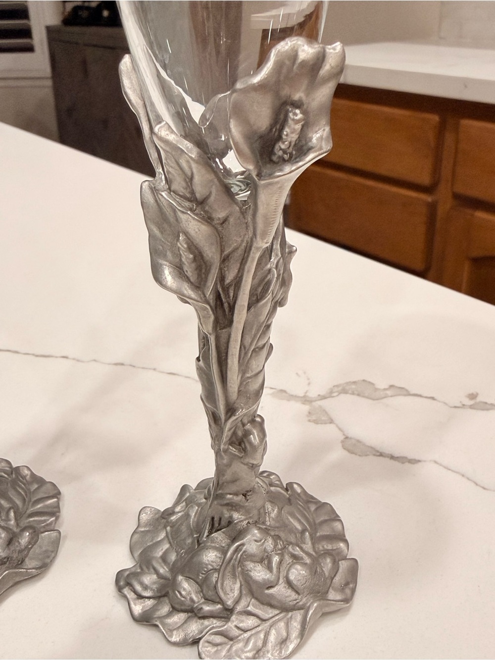 Vintage 1994 Arthur Court Calla Lily Rabbit Aluminum Stem Champagne Flutes - Set - Picture 2 of 3